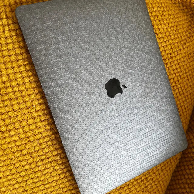 Real Customer Using Metallic Honeycomb Vinyl Skin on MacBook